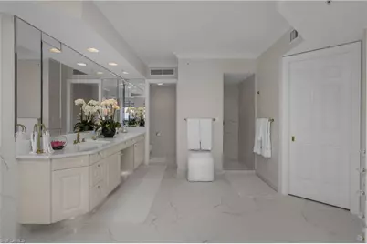 4021 Gulf Shore Blvd N #903, Naples, FL 34103 - Photo 9