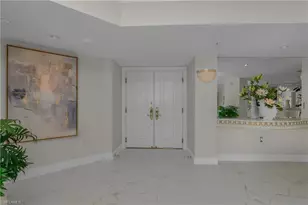 4021 Gulf Shore Blvd N, Naples, FL 34103 - Photo 13