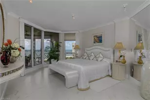 4021 Gulf Shore Blvd N, Naples, FL 34103 - Photo 7