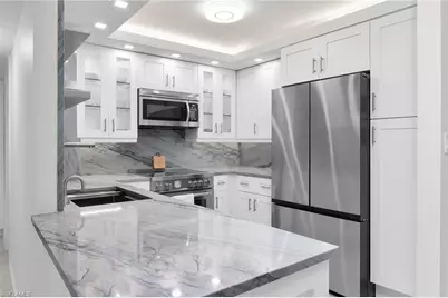 320 Seaview Ct #1607, Marco Island, FL 34145 - Photo 5