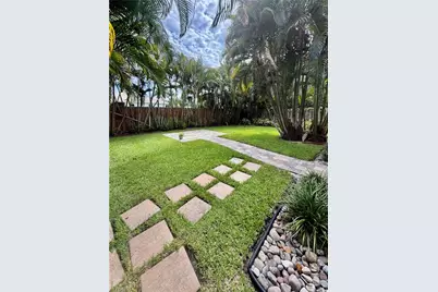 [Address not provided], Naples, FL 34108 - Photo 29
