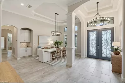 2327 Somerset Pl, Naples, FL 34120 - Photo 7