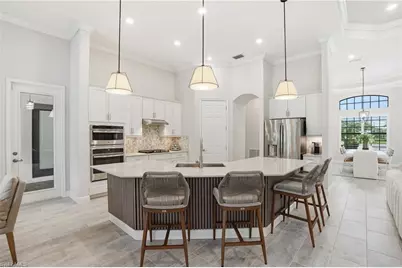 2327 Somerset Pl, Naples, FL 34120 - Photo 15