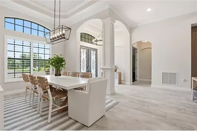 2327 Somerset Pl, Naples, FL 34120 - Photo 9
