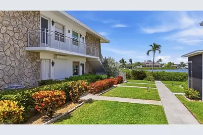 330 Kon Tiki Dr #B1, Naples, FL 34113 - Photo 5