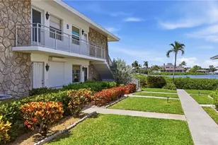 330 Kon Tiki Dr, Naples, FL 34113 - Photo 5