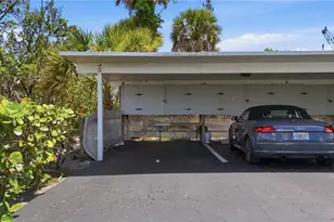 330 Kon Tiki Dr, Naples, FL 34113 - Photo 3