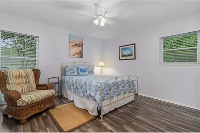 1281 10th St N, Naples, FL 34102 - Photo 19