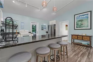 1281 10th St N, Naples, FL 34102 - Photo 13