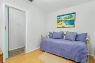 1281 10th St N, Naples, FL 34102 - Photo 15