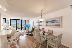 260 Seaview Ct, Marco Island, FL 34145 - Photo 7