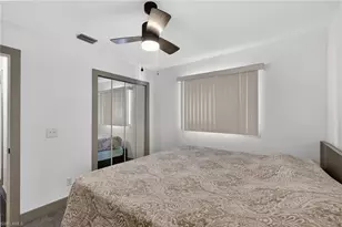 610 SE 21st Ln, Cape Coral, FL 33990 - Photo 31