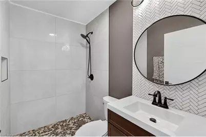 610 SE 21st Ln, Cape Coral, FL 33990 - Photo 29
