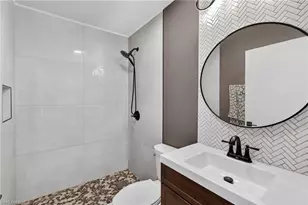 610 SE 21st Ln, Cape Coral, FL 33990 - Photo 29