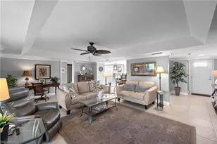 124 Penny Ln, Naples, FL 34112 - Photo 15