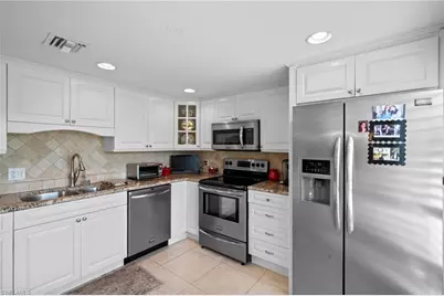 124 Penny Ln #5, Naples, FL 34112 - Photo 9