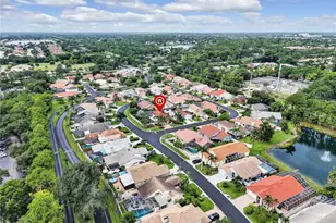 1256 Naples Lake Dr, Naples, FL 34104 - Photo 5