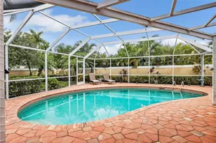 1256 Naples Lake Dr, Naples, FL 34104 - Photo 7