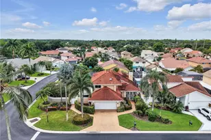 1256 Naples Lake Dr, Naples, FL 34104 - Photo 39