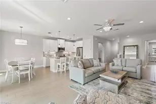 2549 Seychelles Dr, Naples, FL 34112 - Photo 7