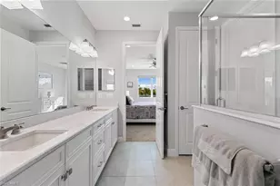 2549 Seychelles Dr, Naples, FL 34112 - Photo 19