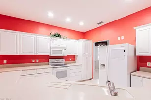 2215 Hawksridge Dr, Naples, FL 34105 - Photo 21