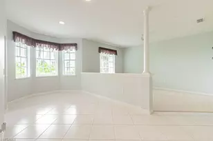 2215 Hawksridge Dr, Naples, FL 34105 - Photo 9