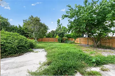 1266 Trail Terrace Dr, Naples, FL 34103 - Photo 33