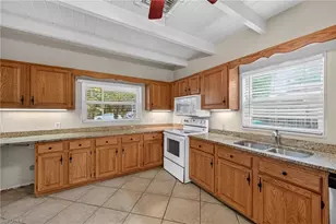 1266 Trail Terrace Dr, Naples, FL 34103 - Photo 9