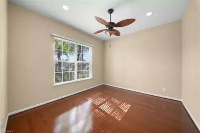 7914 Founders Cir, Naples, FL 34104 - Photo 9