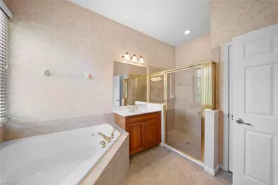 7914 Founders Cir, Naples, FL 34104 - Photo 17