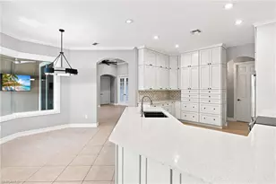 5120 Post Oak Ln, Naples, FL 34105 - Photo 5