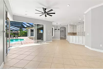 5120 Post Oak Ln, Naples, FL 34105 - Photo 9