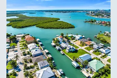167 San Salvador St, Naples, FL 34113 - Photo 5
