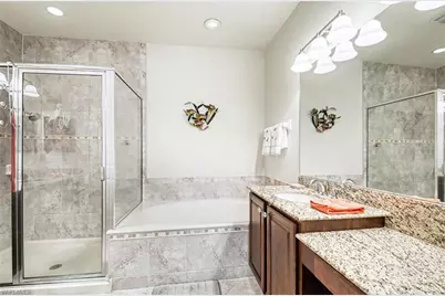 6541 Monterey Pt #54202, Naples, FL 34105 - Photo 13