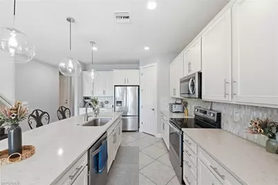 2133 Clementine St, Naples, FL 34120 - Photo 9