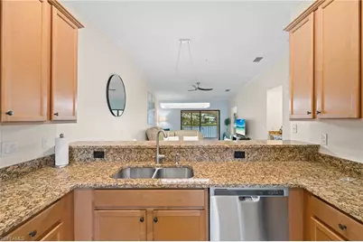 9529 Avellino Way #2825, Naples, FL 34113 - Photo 5