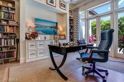 595 Regatta Rd, Naples, FL 34103 - Photo 9
