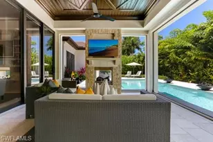 595 Regatta Rd, Naples, FL 34103 - Photo 39
