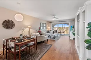 29 High Point Cir E, Naples, FL 34103 - Photo 5
