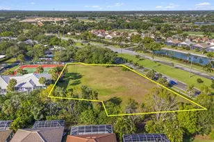 8141 Twelve Oaks Cir, Naples, FL 34113 - Photo 1