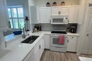 2325 Carrington Ct, Naples, FL 34109 - Photo 3