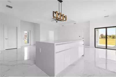1806 NE 21st Pl, Cape Coral, FL 33909 - Photo 21