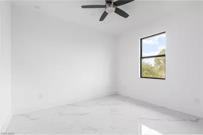 1806 NE 21st Pl, Cape Coral, FL 33909 - Photo 25