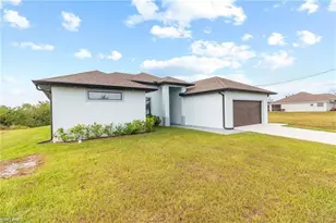 1806 NE 21st Pl, Cape Coral, FL 33909 - Photo 5
