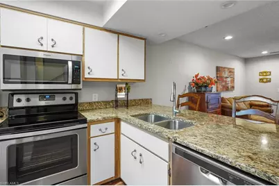 4641 SW Santa Barbara Pl #2, Cape Coral, FL 33914 - Photo 13