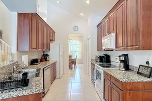 9953 Alabama St, Bonita Springs, FL 34135 - Photo 5