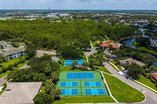 120 Burnt Pine Dr, Naples, FL 34119 - Photo 23