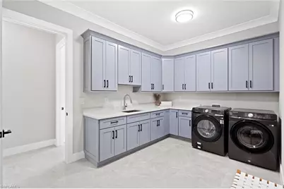 240 Allamanda Way, Naples, FL 34114 - Photo 23
