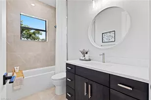 240 Allamanda Wy, Naples, FL 34114 - Photo 21